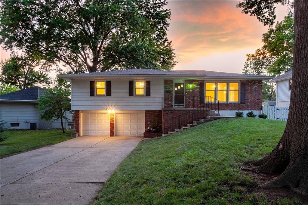 6714 N Bales AVE, Gladstone, MO 64119
