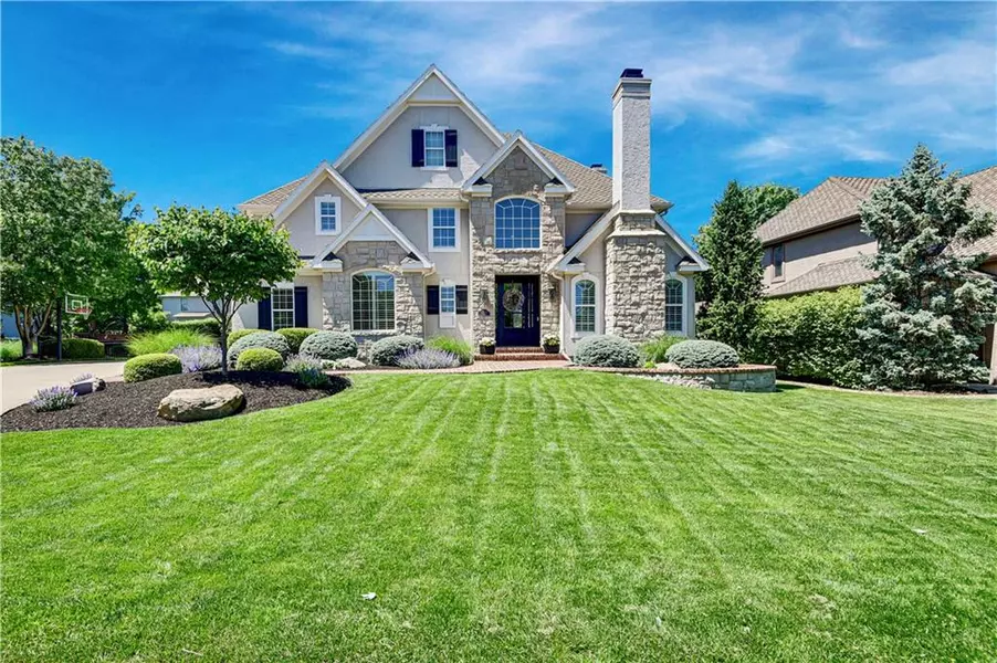 14732 Maple ST, Overland Park, KS 66223