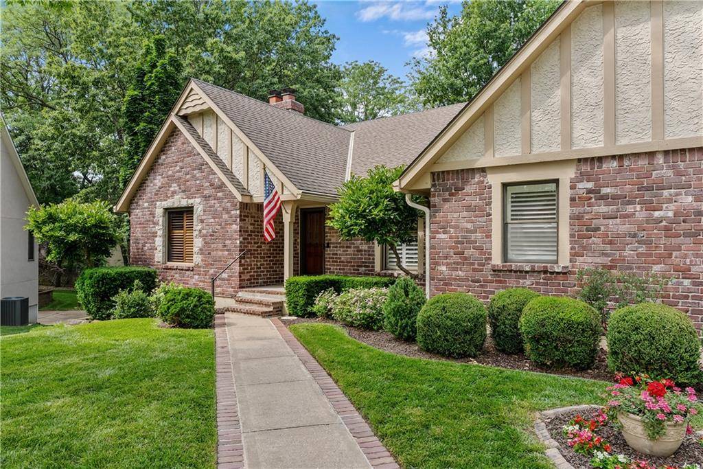 Blue Springs, MO 64015,1401 Wildwood DR