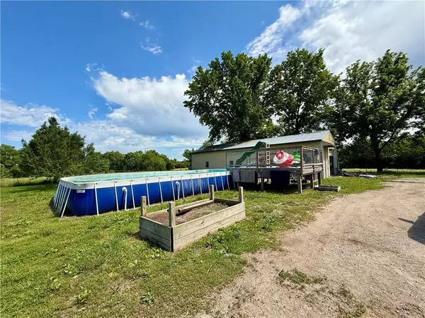 Chilhowee, MO 64733,450 SW 725th RD