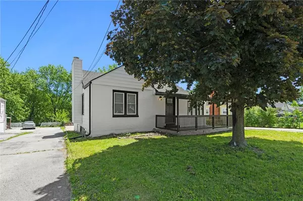 Independence, MO 64052,2317 S MAYWOOD AVE