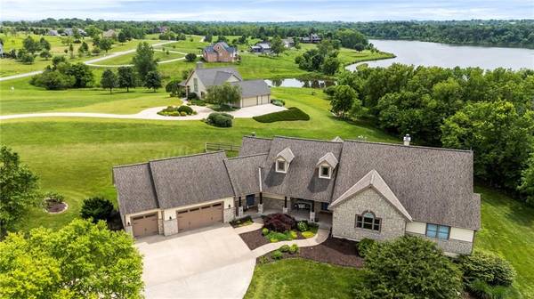 15405 161st ST, Bonner Springs, KS 66012
