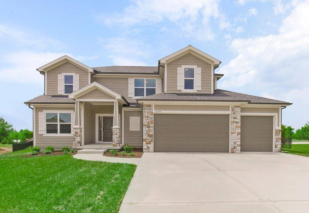 15443 W 171 PL, Olathe, KS 66062