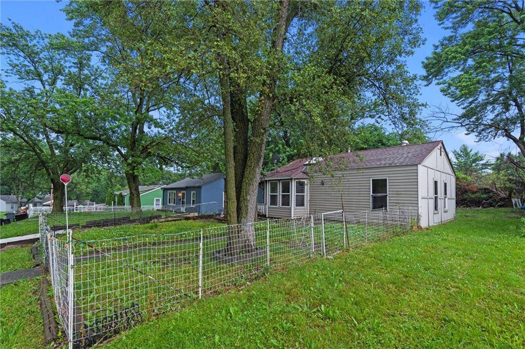 4517 Maggie LN, Kansas City, KS 66102