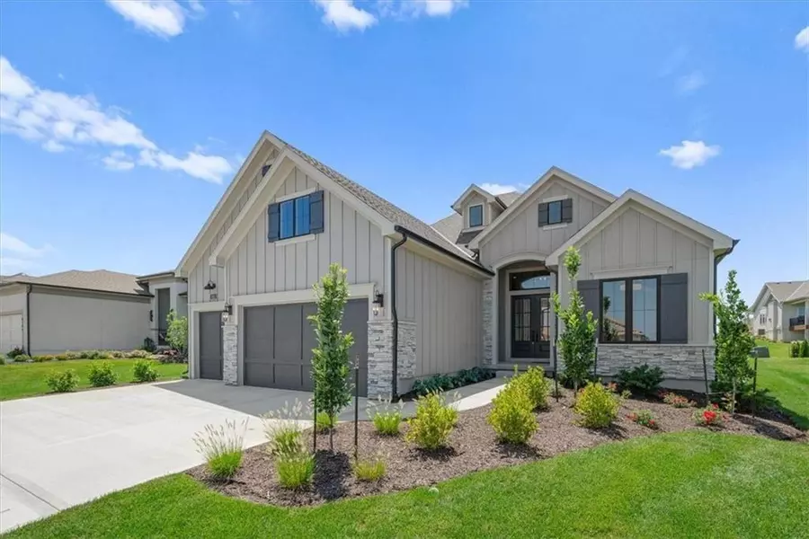 8013 Payne ST, Shawnee, KS 66220