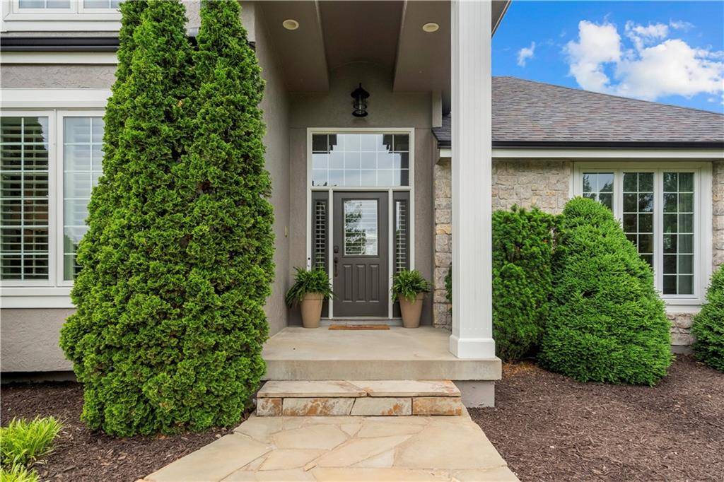 Raymore, MO 64083,15618 Meadowbrook CT