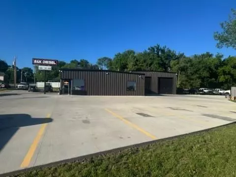 404 N East ST, Paola, KS 66071