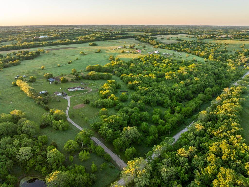 31607 Beaver Creek RD, Paola, KS 66071