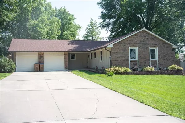 307 W Royal ST, Raymore, MO 64083