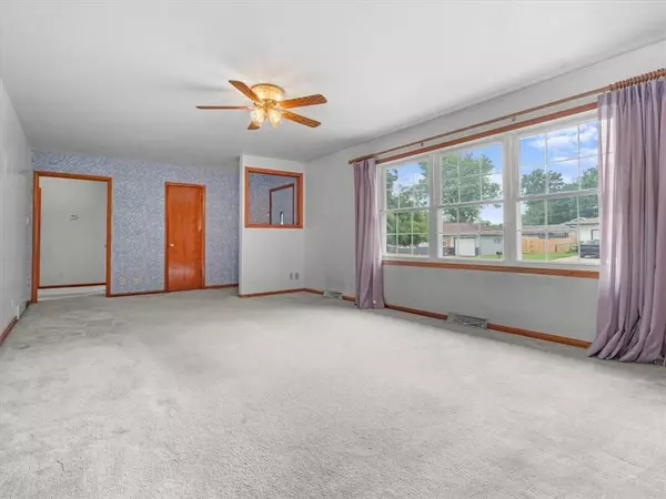 St Joseph, MO 64506,3509 W Lantern LN