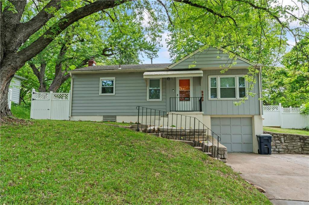 3209 N GARFIELD AVE, North Kansas City, MO 64116