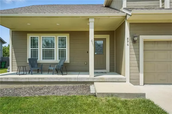 Gardner, KS 66030,896 E Lanesfield ST