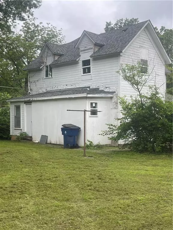 Caney, KS 67333,108 E Orange AVE