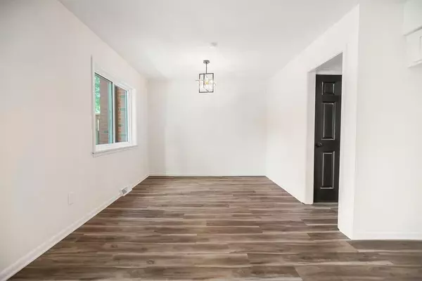 Overland Park, KS 66207,9599 Outlook DR