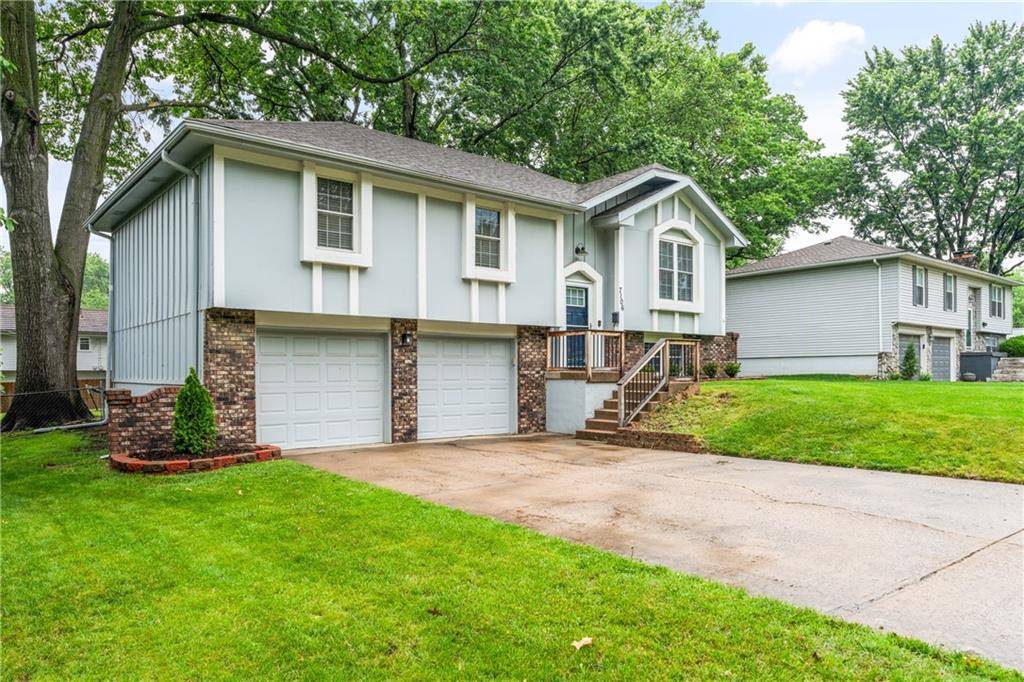 Shawnee, KS 66203,7106 Cody ST