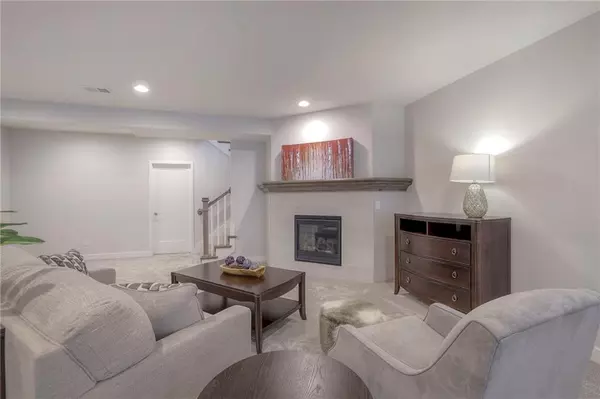 Overland Park, KS 66221,12505 W 138th PL