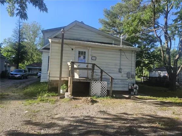 Pittsburg, KS 66762,303 W Park ST