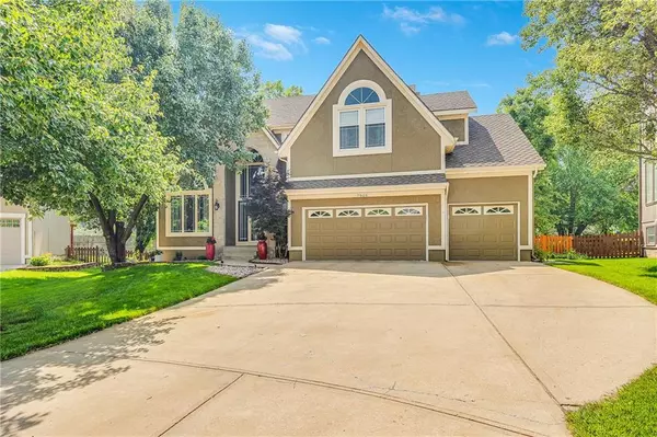 Overland Park, KS 66213,7905 W 129th ST