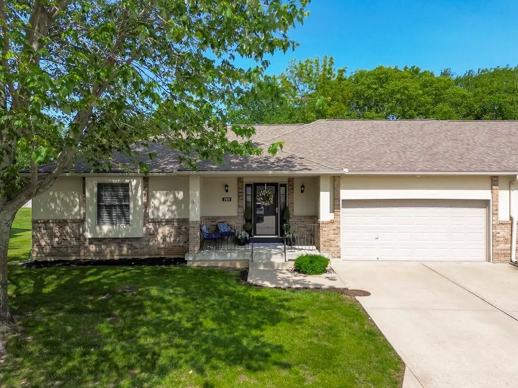 Blue Springs, MO 64015,2413 SW RICHWOOD CIR