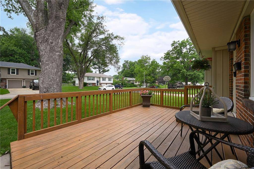 Shawnee, KS 66203,6921 Ballentine ST