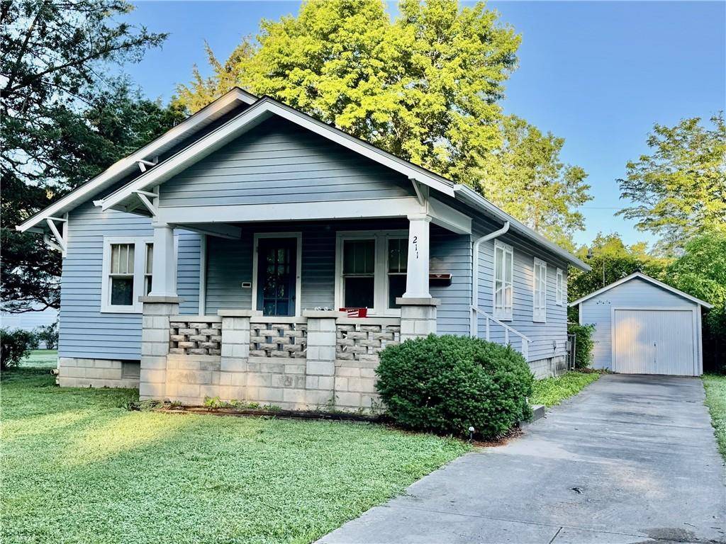 Parsons, KS 67357,211 Park AVE