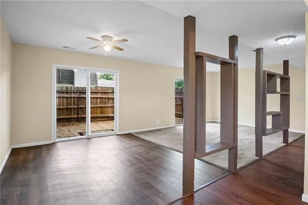 Lawrence, KS 66047,3729 Brush Creek DR #N