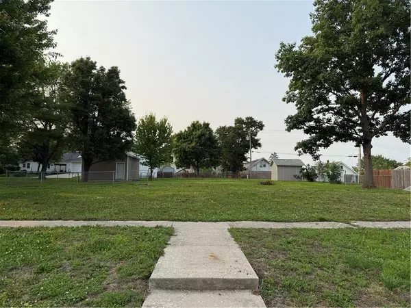 339 E 3rd ST, Lawson, MO 64062
