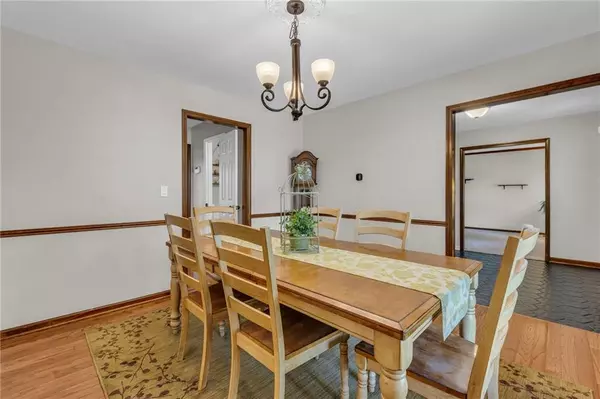 Lenexa, KS 66215,10124 HALSEY ST