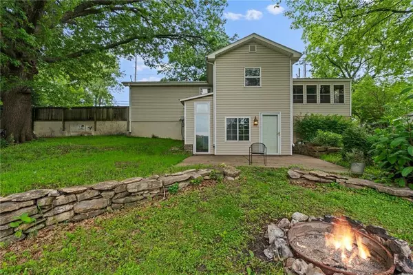 Excelsior Springs, MO 64024,407 Salem RD