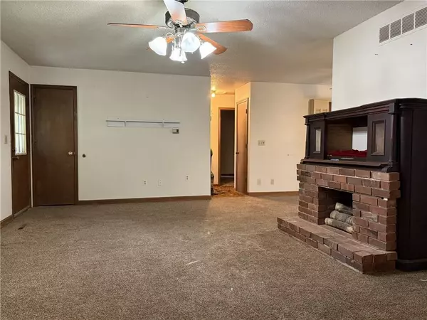 Trenton, MO 64683,2501 Harris AVE