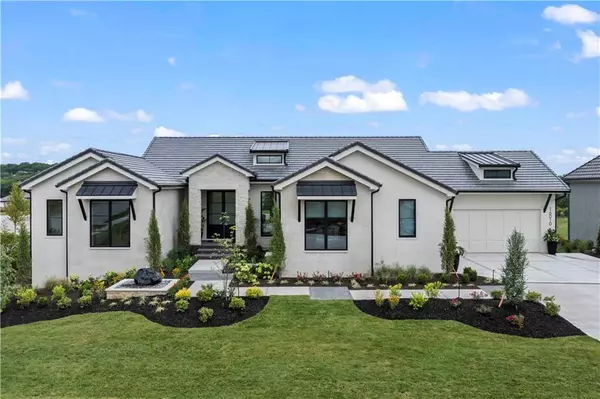 16010 Glenfinnan WAY, Loch Lloyd, MO 64012