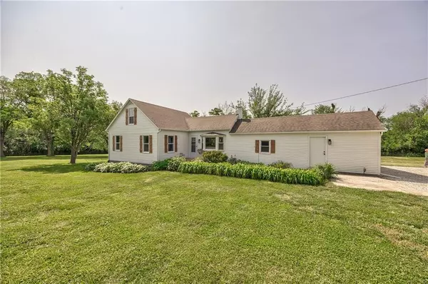 Lawrence, KS 66044,24853 Linwood RD