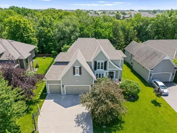 17631 S Brockway ST, Olathe, KS 66062
