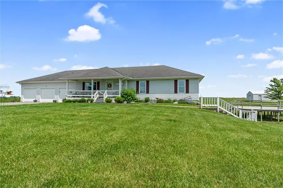 12257 NW Bower RD, Stewartsville, MO 64490