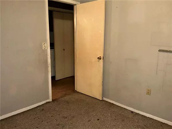 Linn Valley, KS 66040,13 Oak Crest DR