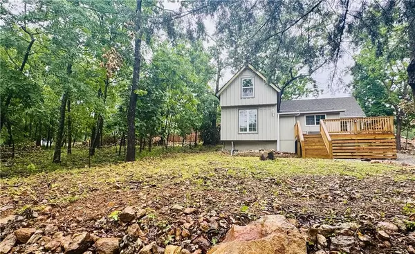 Clinton, MO 64735,10057 Otter RD