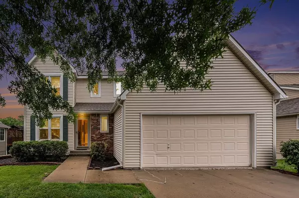 4205 Saddlehorn DR, Lawrence, KS 66049