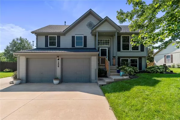 Greenwood, MO 64034,1506 Rolling DR