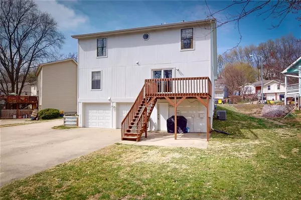 Lansing, KS 66043,334 Fawn Valley CT