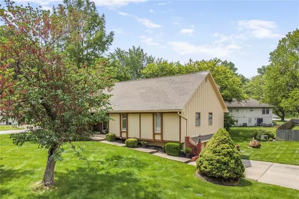 Kansas City, MO 64152,9719 NW 71st ST