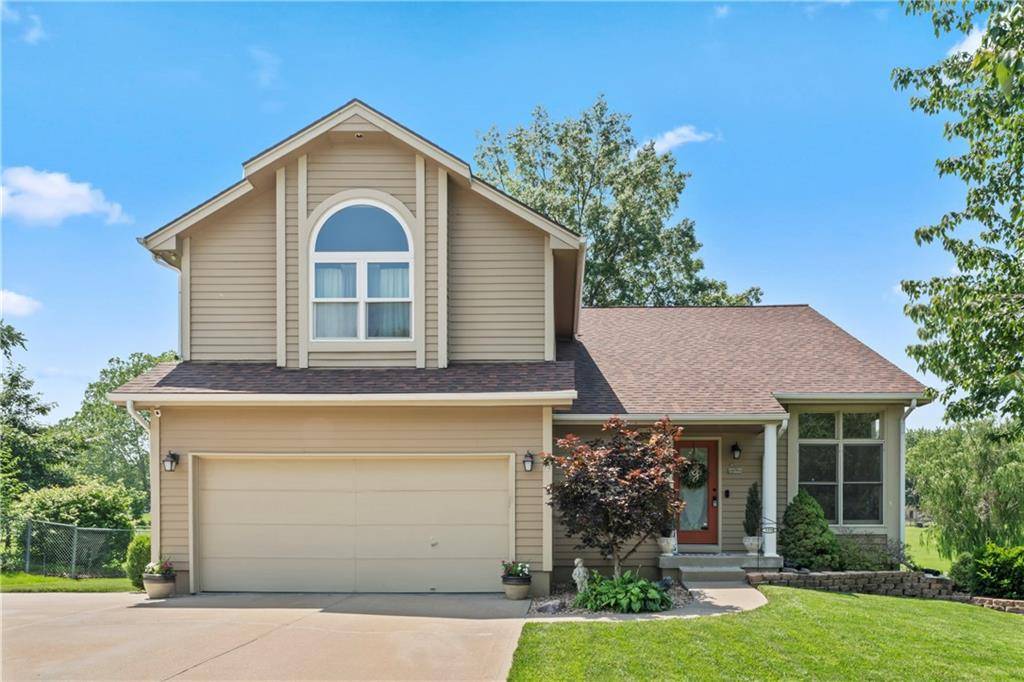 1710 Sunset DR, Kearney, MO 64060