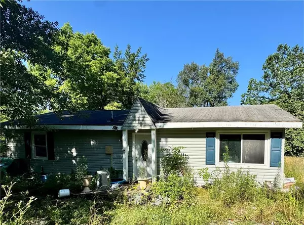 7693 Peggy DR,  Odessa,  MO 64076
