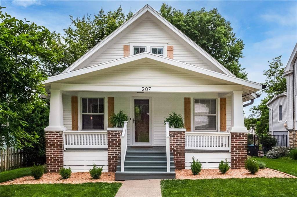 207 McCarty ST, Liberty, MO 64068