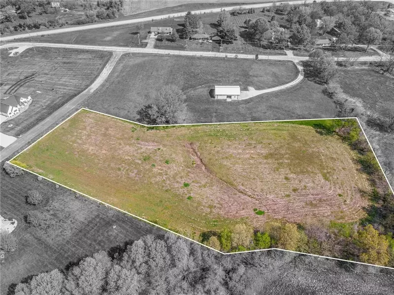 Lot 9b Airfield LN, Richmond, MO 64085