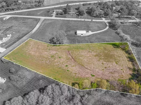 Lot 9b Airfield LN, Richmond, MO 64085