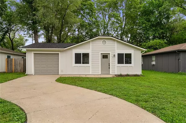 508 N Lincoln ST, Olathe, KS 66061