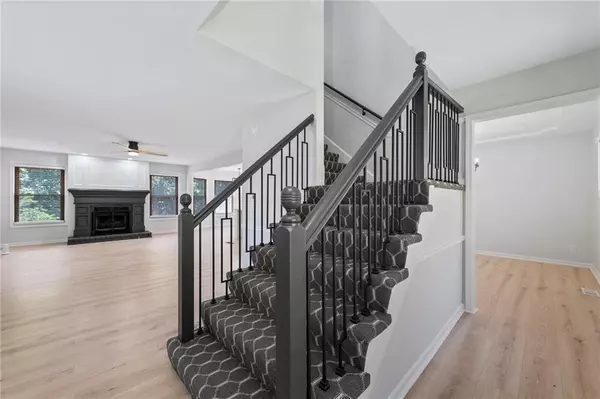 Kansas City, MO 64151,7319 N Ava AVE