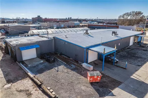 St Joseph, MO 64501,701 S 8th ST