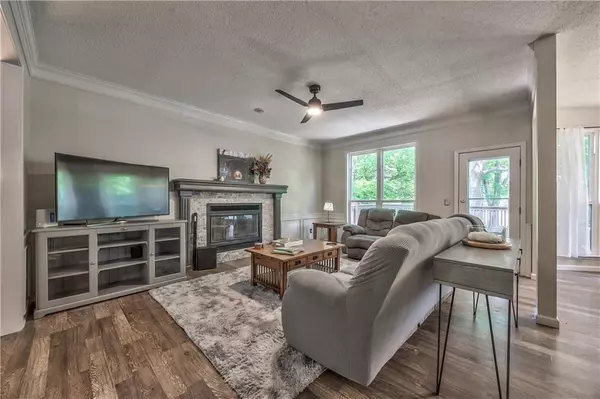 Overland Park, KS 66213,12825 Garnett ST