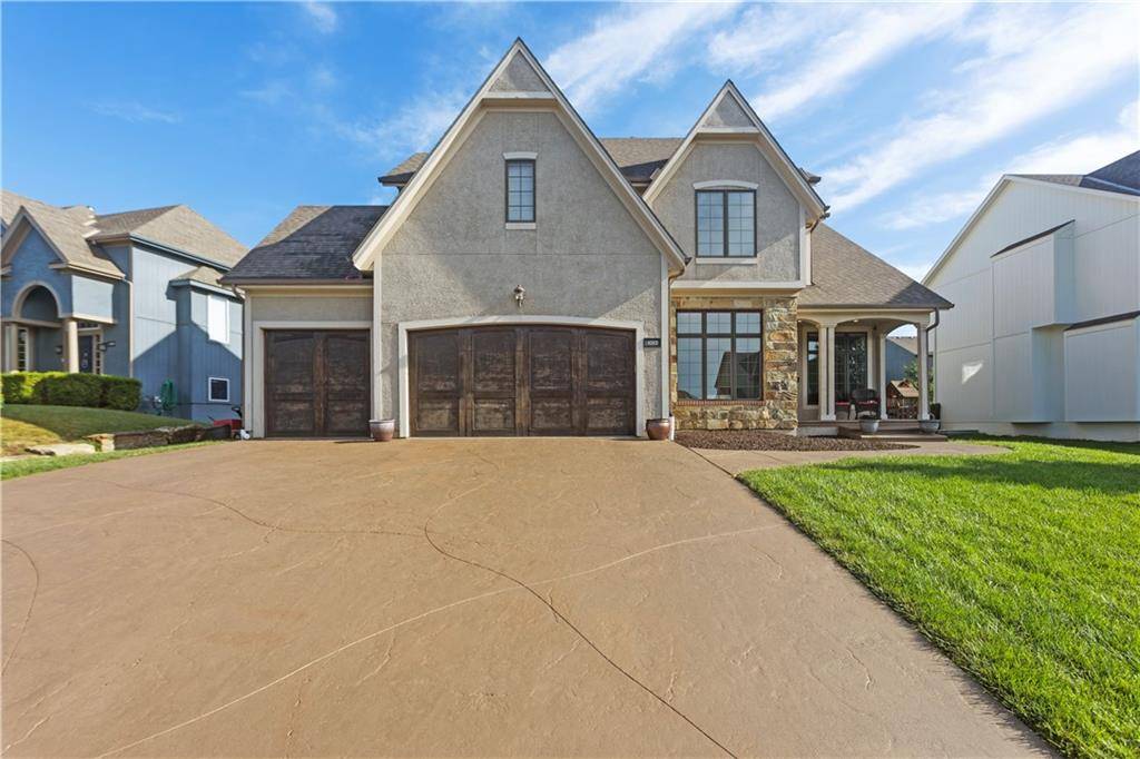 4512 NE 104th TER, Kansas City, MO 64156